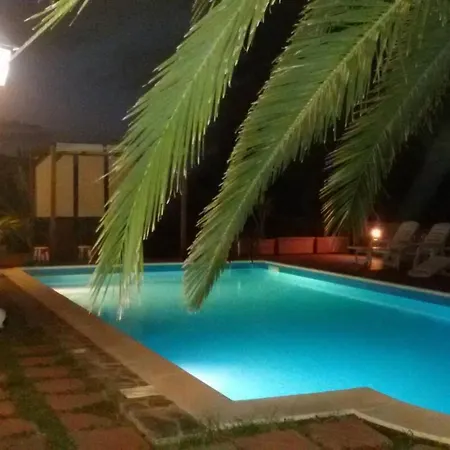 Tatil Evi Casale Acquaviva